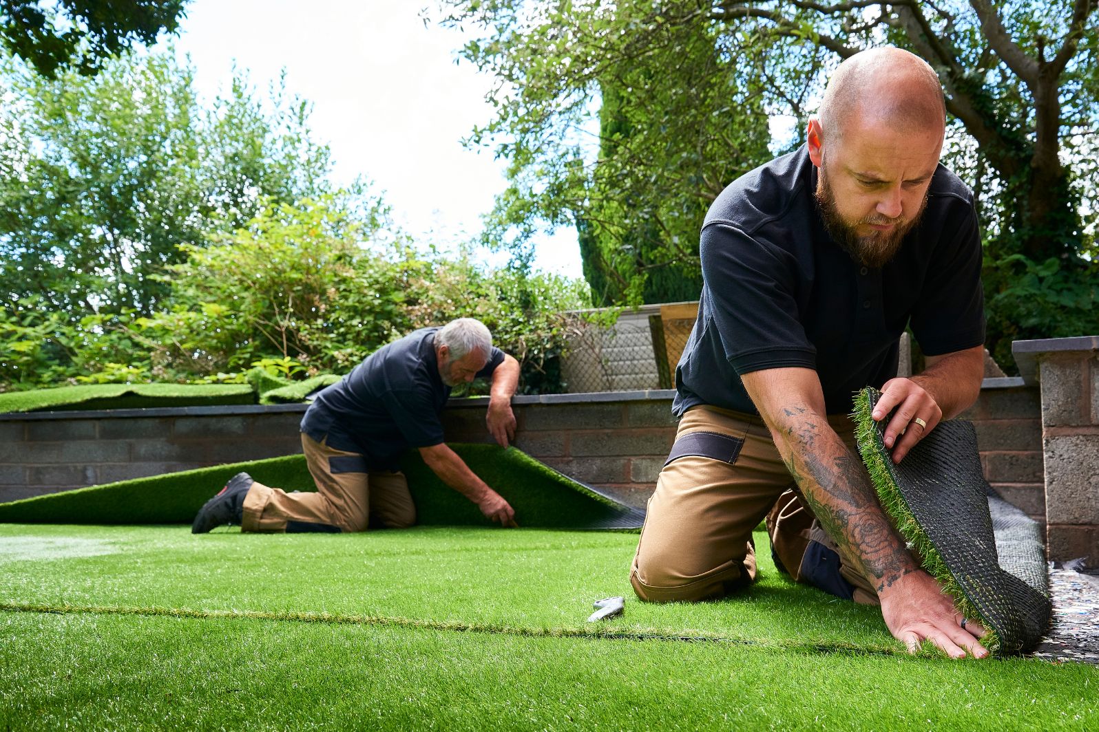 How to Choose the Right Artificial Grass for Your Home