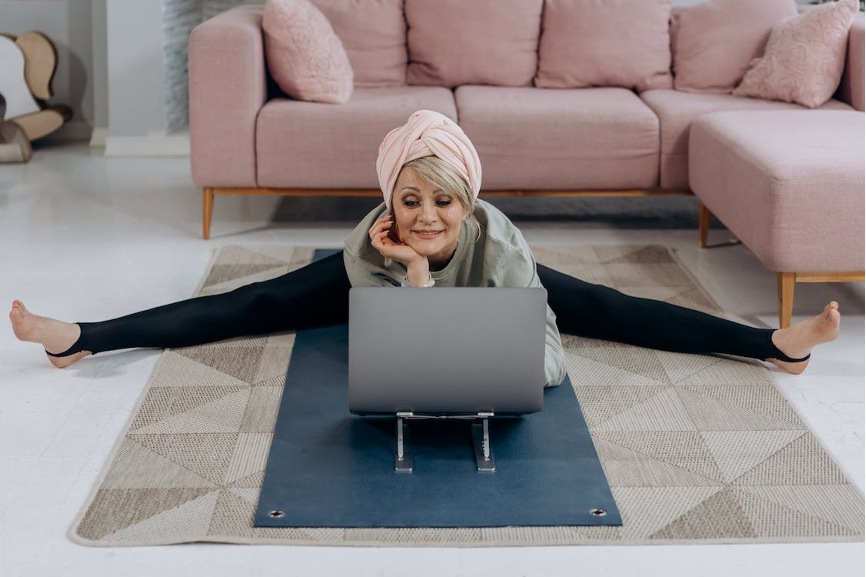 How Yoga Business Software Can Help You Grow Your Studio?